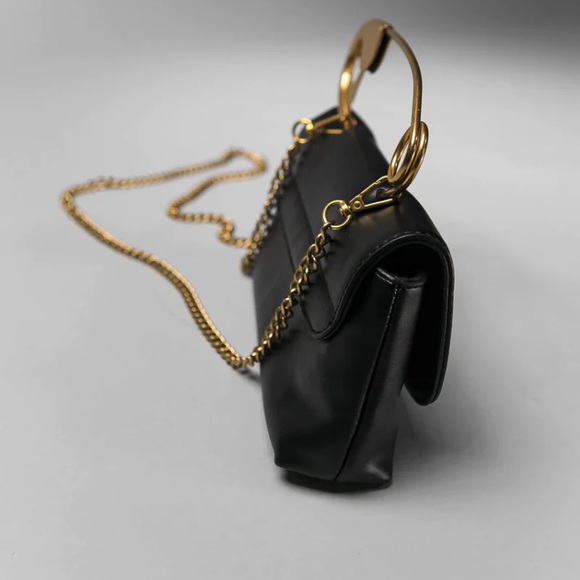 black and gold clothing pin statement clutch becomes crossbody bag - Picture 5 of 5